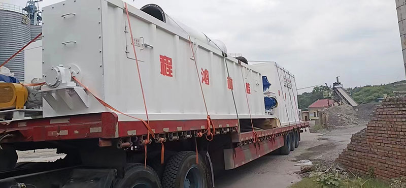 湖南某老板訂購時(shí)產(chǎn)十五噸氫氧化鈣生產(chǎn)線貨物到場剪影！