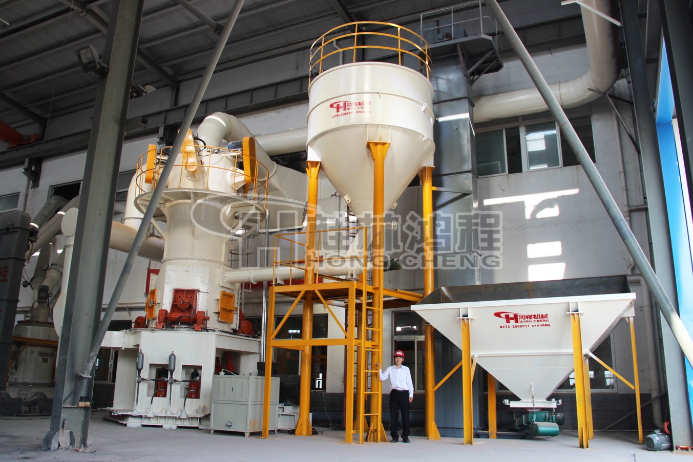 碳酸鈣生產(chǎn)線立磨全套磨粉機(jī)設(shè)備配置有那些,石灰石磨粉機(jī)，立磨，雷蒙磨，超細(xì)磨粉機(jī)