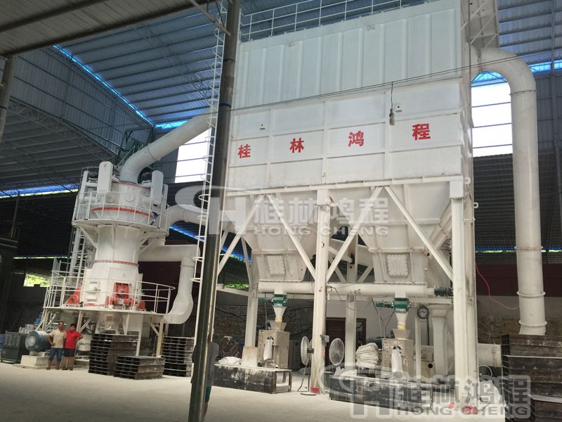 精制石英砂超細(xì)粉磨粉生產(chǎn)線(xiàn)：超細(xì)立磨機(jī)