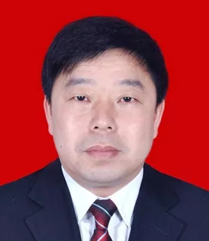 廣西賀州旺高工業(yè)區(qū)黨工委副書(shū)記、管委主任鄒雪群