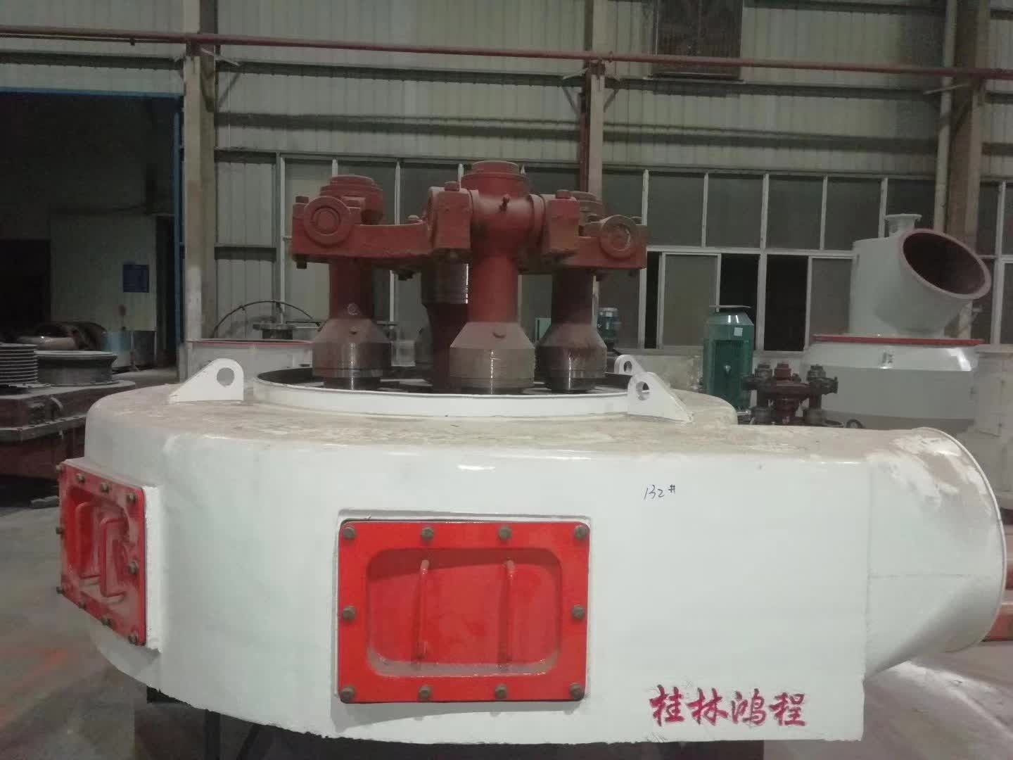 桂林鴻程大型氧化鈣設(shè)備磨粉機(jī)主機(jī)生產(chǎn)現(xiàn)場 桂林鴻程大型氧化鈣設(shè)備磨粉機(jī)主機(jī)生產(chǎn)現(xiàn)場