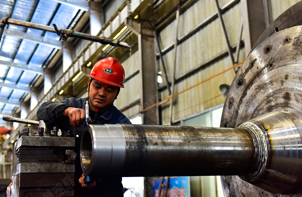 致敬奮斗在平凡崗位中的勞動(dòng)者！