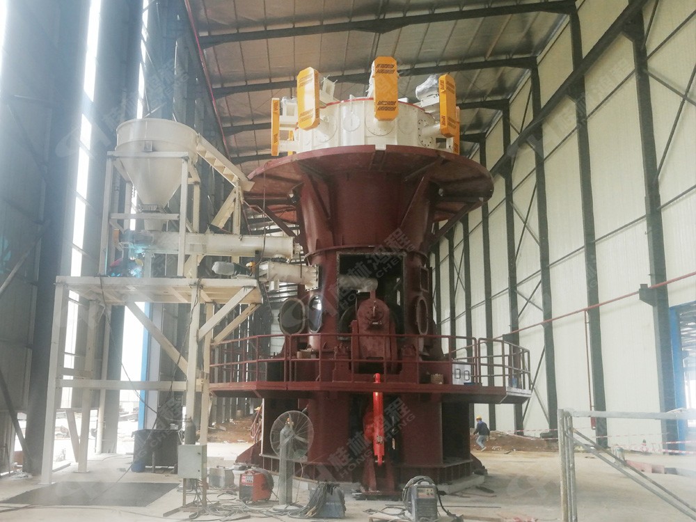 購(gòu)鴻程9臺(tái)1700HLMX輥式超細(xì)立磨機(jī)！客戶信任能讓人從心底感受到掉淚的溫暖!