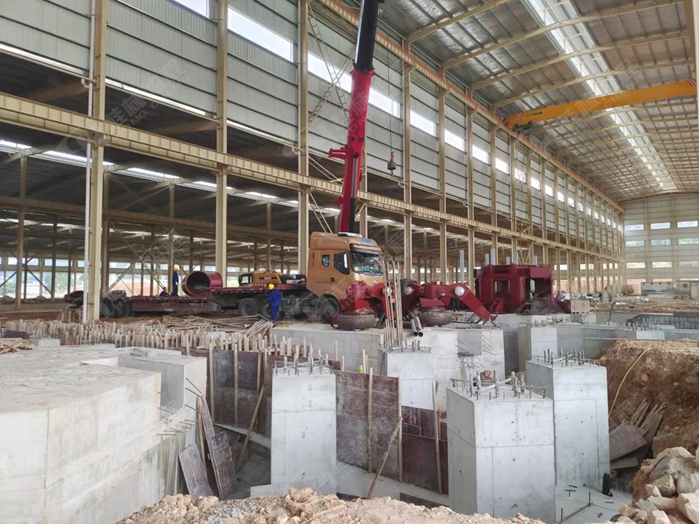 購(gòu)鴻程9臺(tái)1700HLMX輥式超細(xì)立磨機(jī)！客戶信任能讓人從心底感受到掉淚的溫暖!