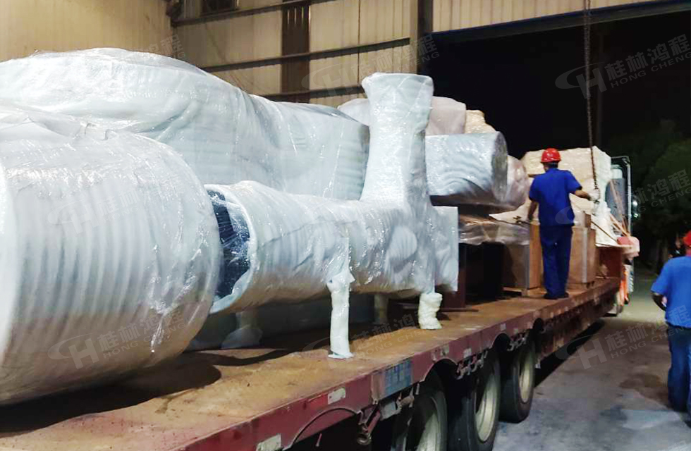 【發(fā)貨】海內(nèi)外訂單火爆，大批鴻程設(shè)備奔赴全球！